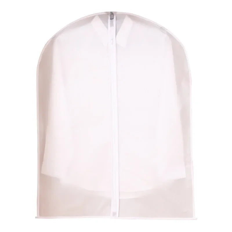 Housse de vêtements transparent