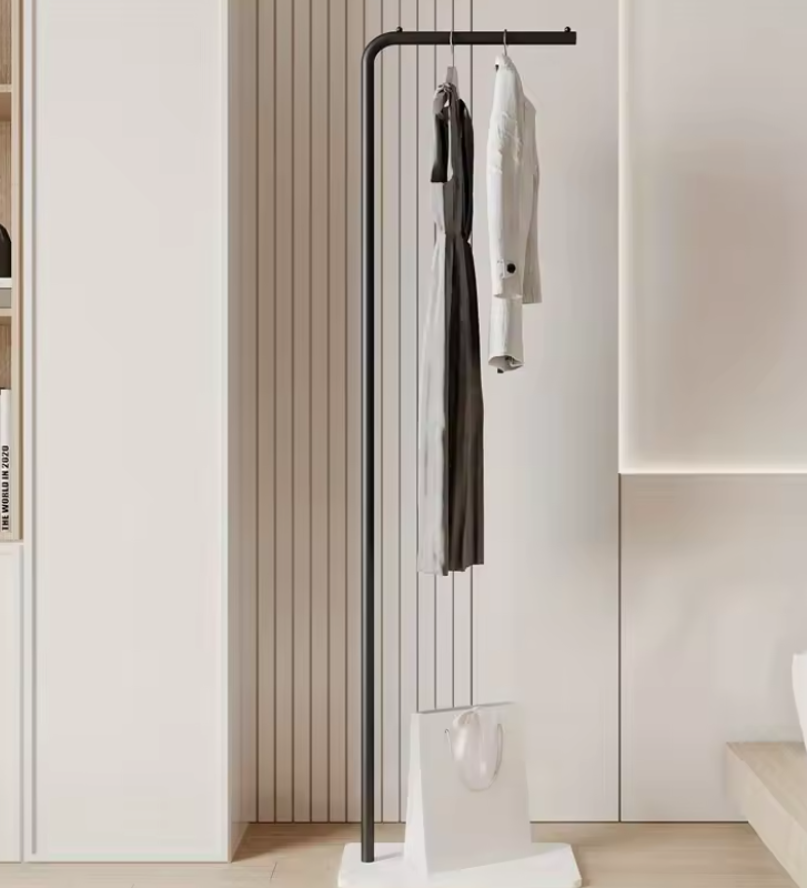 Valet de chambre | Élégance Compacte